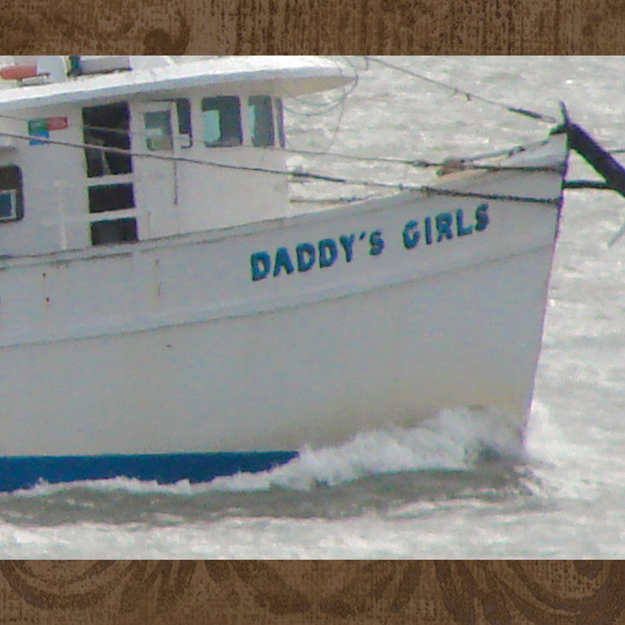 zooming in to read the name of the boat!